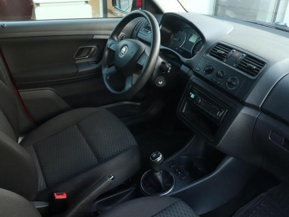 Skoda Fabia II Рестайлинг с пробегом 2013 года, цена 590 000 рублей, 141563 км, хэтчбек, Автокод Объявления