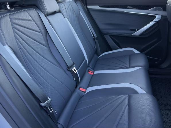 Geely Atlas II с пробегом 2024 года, цена 3 100 000 рублей, 20850 км, внедорожник, Автокод Объявления