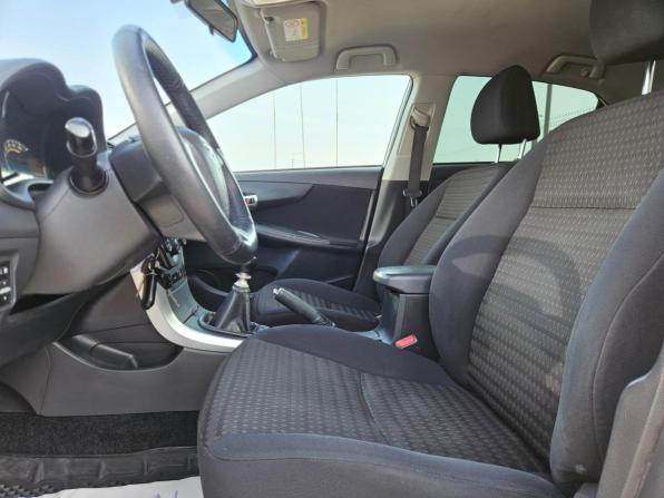 Toyota Corolla X (E140 E150) Рестайлинг с пробегом 2012 года, цена 915 000 рублей, 228000 км, седан, Автокод Объявления