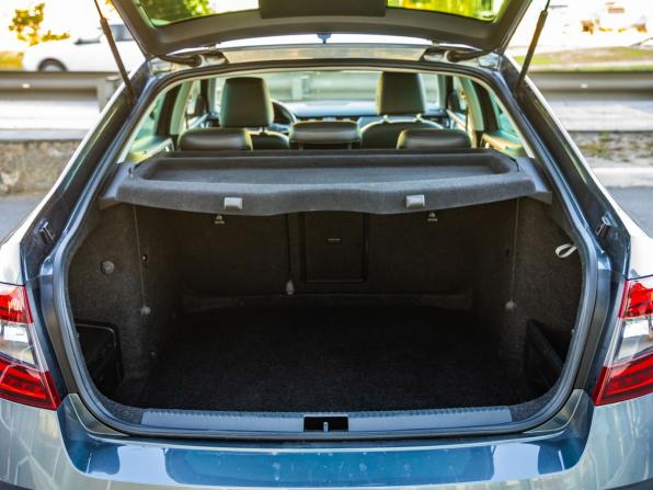 Skoda Octavia III (A7) Рестайлинг с пробегом 2019 года, цена 2 048 000 рублей, 95446 км, лифтбек, Автокод Объявления
