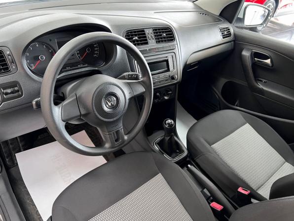 Volkswagen Polo V с пробегом 2015 года, цена 895 000 рублей, 113335 км, седан, Автокод Объявления