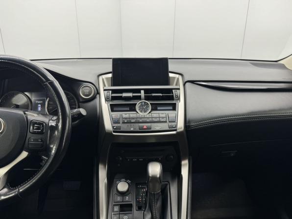 Lexus NX I с пробегом 2015 года, цена 2 474 000 рублей, 156118 км, внедорожник, Автокод Объявления