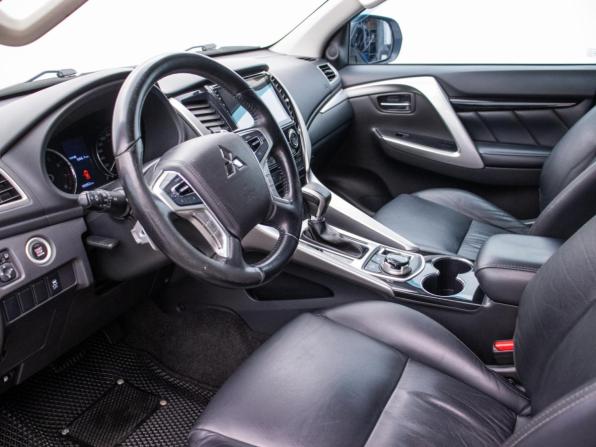 Mitsubishi Pajero Sport III с пробегом 2016 года, цена 3 045 000 рублей, 109950 км, внедорожник, Автокод Объявления