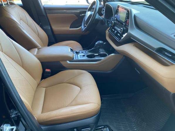 Toyota Highlander IV (XU70) с пробегом 2021 года, цена 4 474 000 рублей, 134296 км, внедорожник, Автокод Объявления