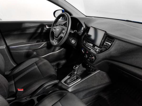 Hyundai Solaris II Рестайлинг с пробегом 2020 года, цена 1 635 000 рублей, 88159 км, седан, Автокод Объявления