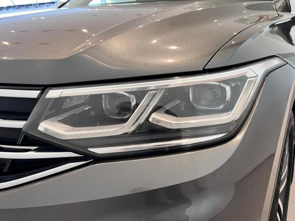 Volkswagen Tiguan II Рестайлинг с пробегом 2021 года, цена 3 120 000 рублей, 147750 км, внедорожник, Автокод Объявления
