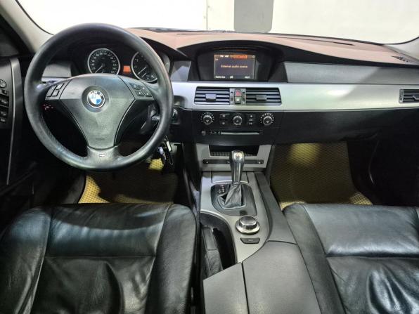 BMW 5 серии V (E60/E61) с пробегом 2006 года, цена 730 000 рублей, 271873 км, седан, Автокод Объявления