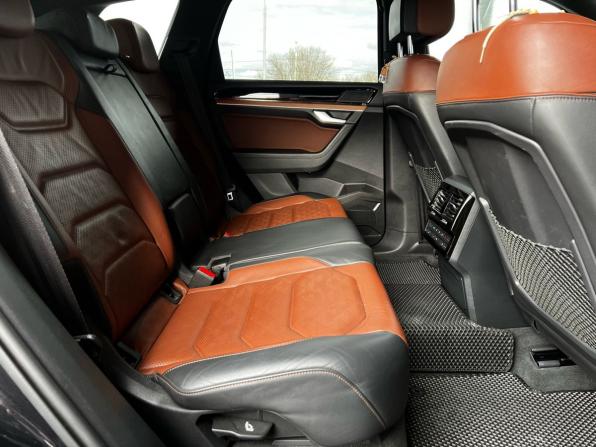 Volkswagen Touareg III с пробегом 2020 года, цена 4 979 500 рублей, 108515 км, внедорожник, Автокод Объявления