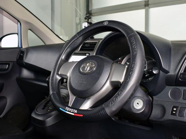 Toyota Ractis II с пробегом 2011 года, цена 689 995 рублей, 183344 км, хэтчбек, Автокод Объявления