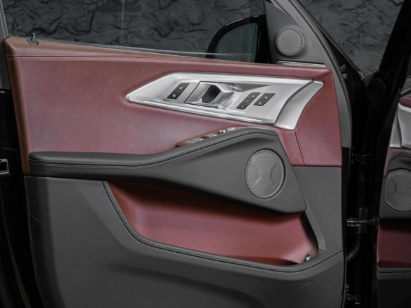 Новый BMW XM 2026 года, цена 19 990 000 рублей, внедорожник, Автокод Объявления