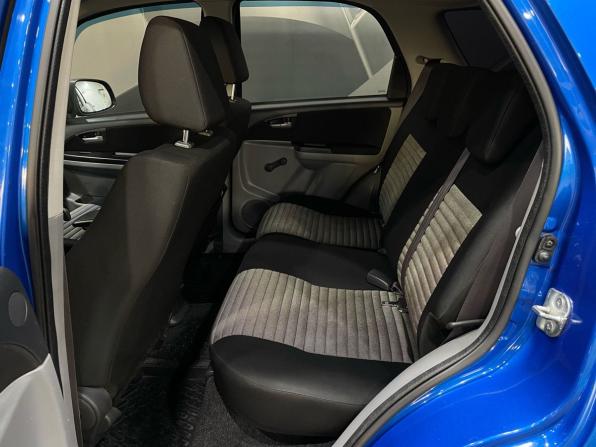 Suzuki SX4 I (Classic) Рестайлинг с пробегом 2011 года, цена 699 000 рублей, 175232 км, хэтчбек, Автокод Объявления