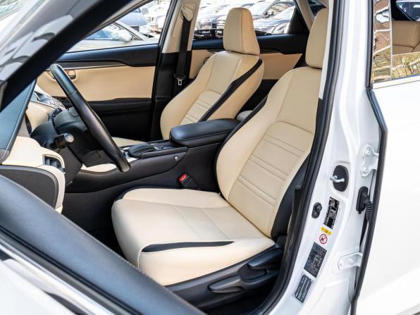 Lexus NX I с пробегом 2016 года, цена 2 799 000 рублей, 133317 км, внедорожник, Автокод Объявления
