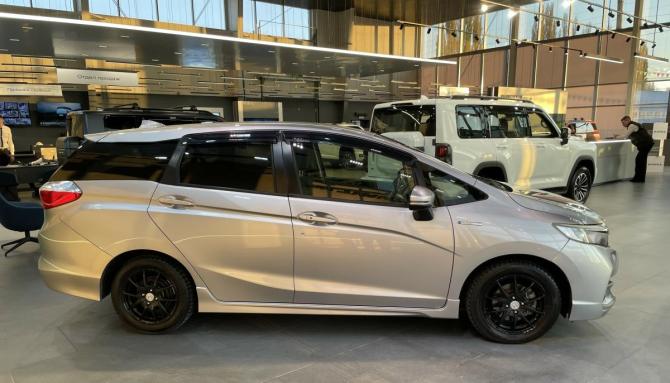 Honda Shuttle II с пробегом 2018 года, цена 1 411 300 рублей, 130644 км, универсал, Автокод Объявления