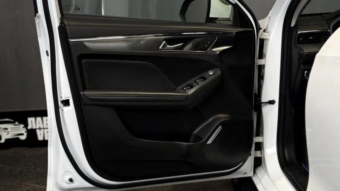 Haval Jolion I с пробегом 2021 года, цена 1 790 000 рублей, 89378 км, внедорожник, Автокод Объявления