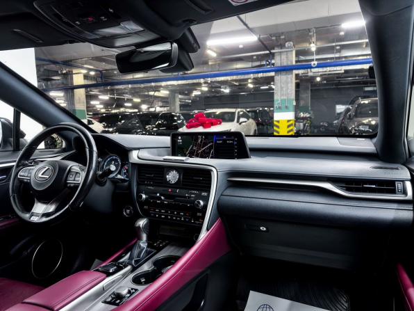 Lexus RX IV с пробегом 2017 года, цена 4 550 000 рублей, 126297 км, внедорожник, Автокод Объявления