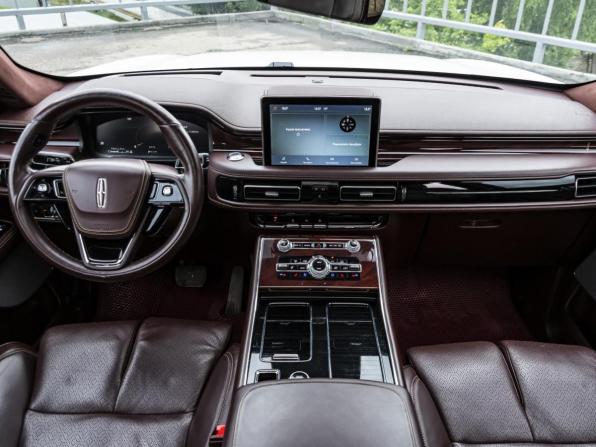 Lincoln Aviator II с пробегом 2020 года, цена 7 300 000 рублей, 70613 км, внедорожник, Автокод Объявления