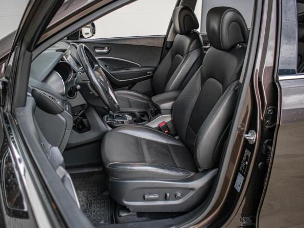 Hyundai Santa Fe III Рестайлинг с пробегом 2015 года, цена 2 100 000 рублей, 192111 км, внедорожник, Автокод Объявления