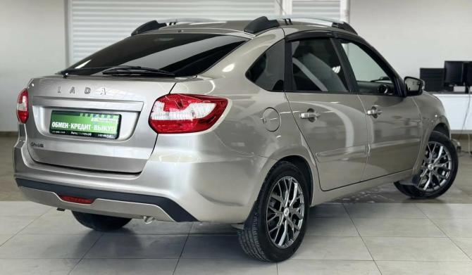 Lada (ВАЗ) Granta I Рестайлинг с пробегом 2022 года, цена 899 000 рублей, 63100 км, хэтчбек, Автокод Объявления