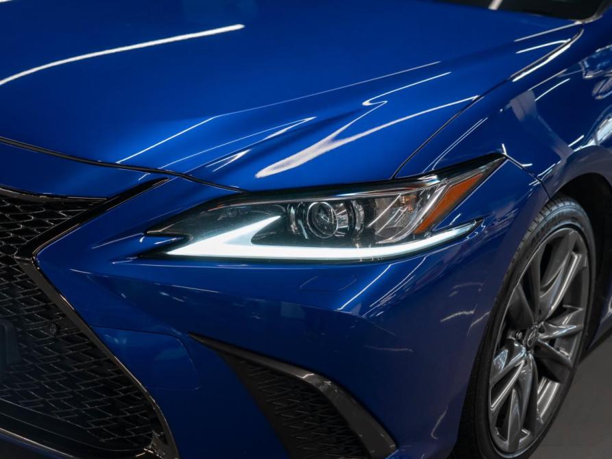 Lexus ES VII Москва  - изображение 27