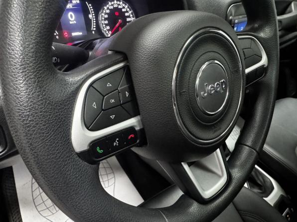 Jeep Renegade I Рестайлинг с пробегом 2020 года, цена 2 060 000 рублей, 33893 км, внедорожник, Автокод Объявления