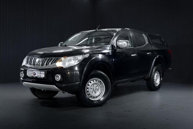 Mitsubishi L200 V с пробегом 2015 года, цена 1 430 000 рублей, 343001 км, пикап, Автокод Объявления
