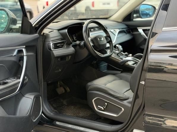 Geely Atlas Pro с пробегом 2023 года, цена 1 799 000 рублей, 87392 км, внедорожник, Автокод Объявления