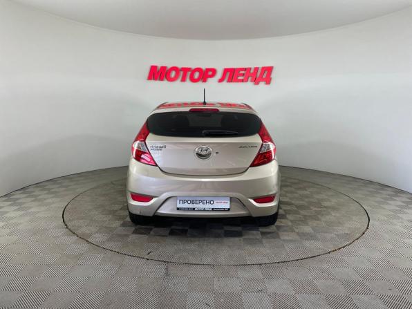 Hyundai Solaris I с пробегом 2012 года, цена 639 000 рублей, 174445 км, хэтчбек, Автокод Объявления