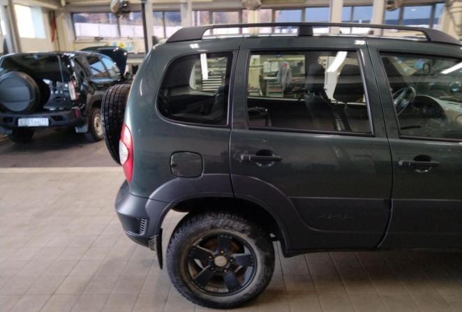 Chevrolet Niva I Рестайлинг с пробегом 2018 года, цена 644 000 рублей, 50900 км, внедорожник, Автокод Объявления