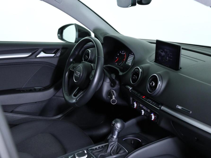 Audi A3 III (8V) Рестайлинг Санкт-Петербург  - изображение 11