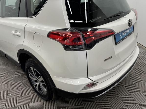Toyota RAV4 IV (XA40) Рестайлинг с пробегом 2017 года, цена 2 440 000 рублей, 97581 км, внедорожник, Автокод Объявления