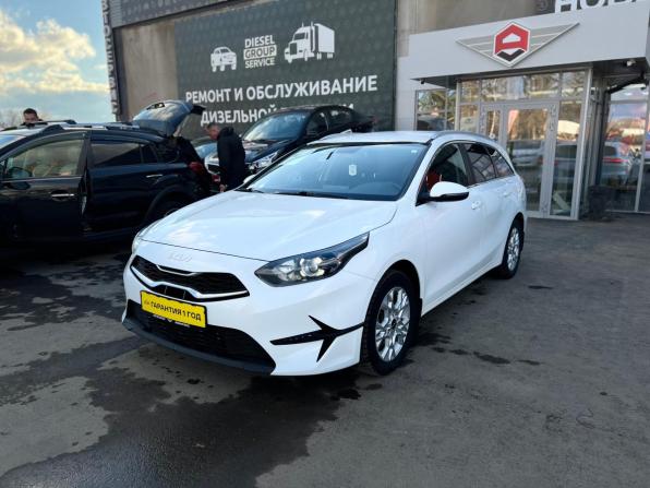 Kia Ceed III Рестайлинг с пробегом 2021 года, цена 1 950 000 рублей, 95000 км, универсал, Автокод Объявления