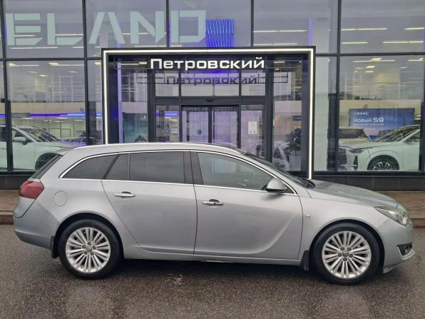 Opel Insignia I Рестайлинг с пробегом 2014 года, цена 1 150 000 рублей, 183323 км, универсал, Автокод Объявления