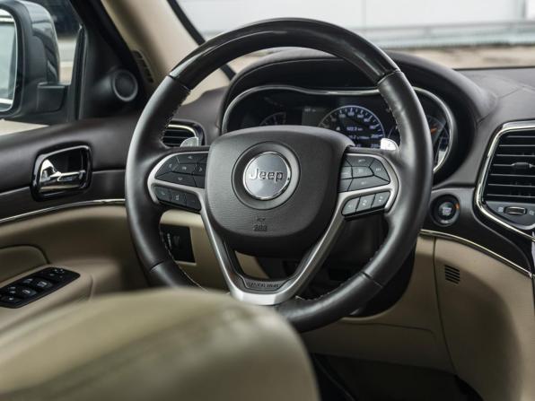 Jeep Grand Cherokee IV (WK2) Рестайлинг с пробегом 2021 года, цена 5 387 000 рублей, 38999 км, внедорожник, Автокод Объявления
