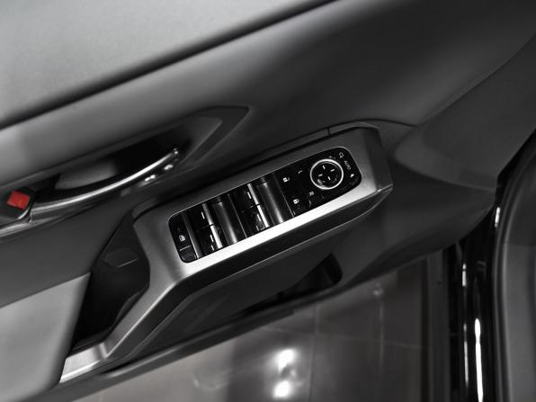Toyota RAV4 VI (XA60) с пробегом 2026 года, цена 4 170 000 рублей, 15 км, внедорожник, Автокод Объявления