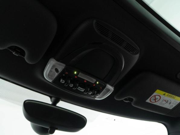 Mini Hatch III (F55/F56) с пробегом 2016 года, цена 2 085 055 рублей, 103867 км, хэтчбек, Автокод Объявления