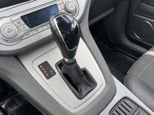 Ford Kuga I с пробегом 2011 года, цена 899 000 рублей, 217751 км, внедорожник, Автокод Объявления
