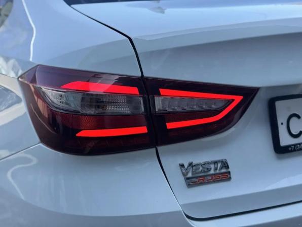 Lada (ВАЗ) Vesta I Рестайлинг (NG) с пробегом 2023 года, цена 1 300 000 рублей, 50300 км, седан, Автокод Объявления
