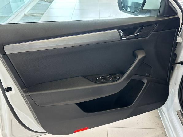 Skoda Superb III с пробегом 2015 года, цена 1 505 000 рублей, 188565 км, лифтбек, Автокод Объявления