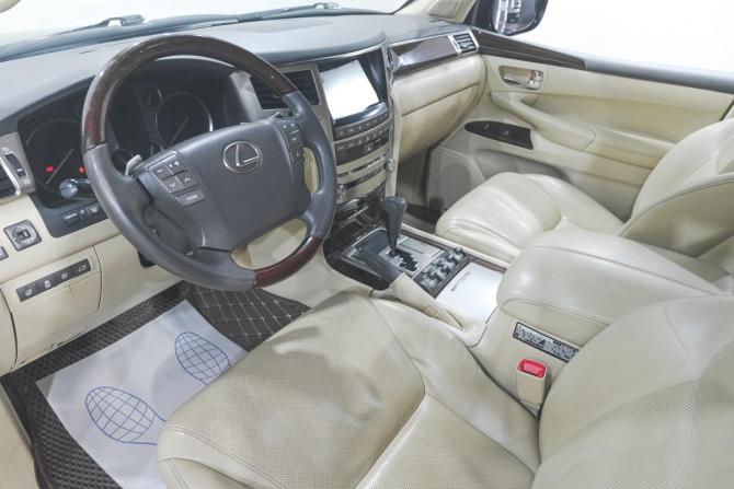 Lexus LX III Рестайлинг с пробегом 2013 года, цена 4 419 000 рублей, 283000 км, внедорожник, Автокод Объявления