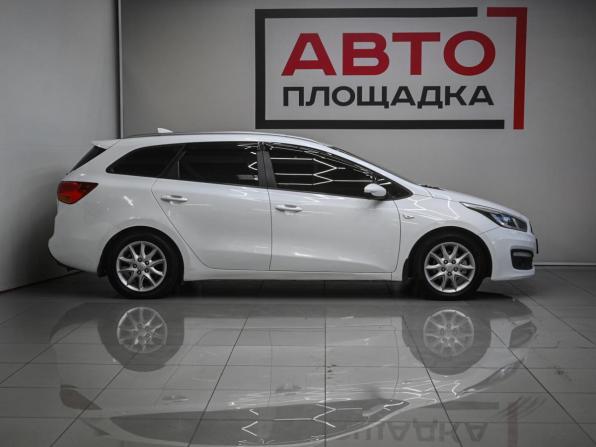 Kia Ceed II Рестайлинг с пробегом 2017 года, цена 1 059 000 рублей, 148644 км, универсал, Автокод Объявления