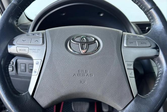 Toyota Camry VI (XV40) Рестайлинг с пробегом 2010 года, цена 975 000 рублей, 202817 км, седан, Автокод Объявления