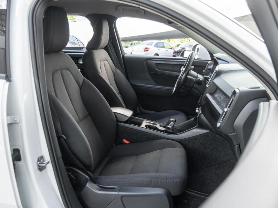 Volvo XC40 I Волгоград  - изображение 11