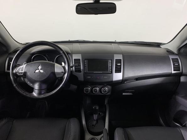 Mitsubishi Outlander II Рестайлинг с пробегом 2012 года, цена 920 000 рублей, 322278 км, внедорожник, Автокод Объявления