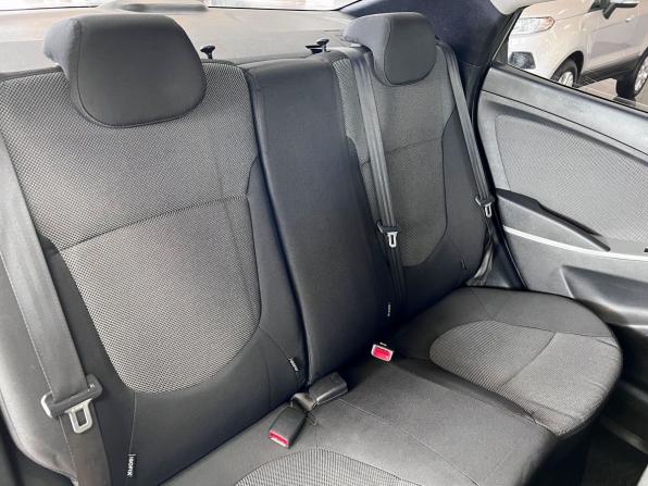 Hyundai Solaris I с пробегом 2013 года, цена 745 000 рублей, 197119 км, седан, Автокод Объявления