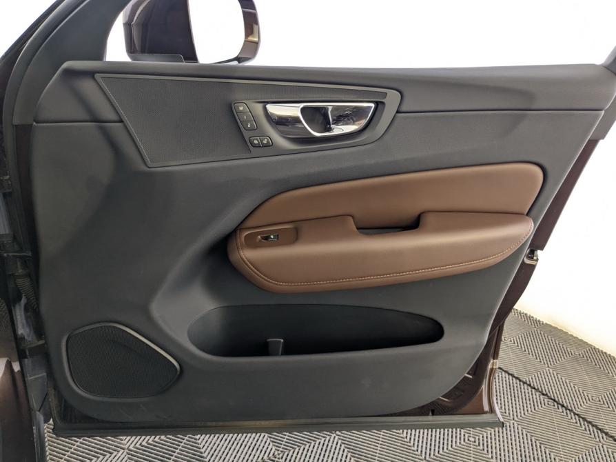 Volvo XC60 II Москва  - изображение 21