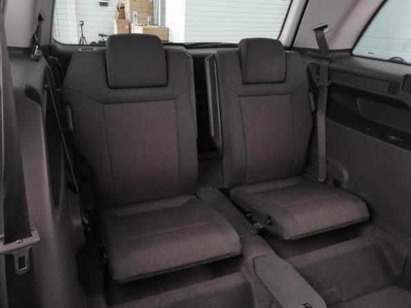 Opel Zafira B Рестайлинг с пробегом 2011 года, цена 1 220 000 рублей, 28106 км, компактвэн, Автокод Объявления