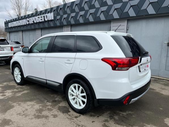 Mitsubishi Outlander III Рестайлинг 2 с пробегом 2015 года, цена 1 290 000 рублей, 137000 км, внедорожник, Автокод Объявления