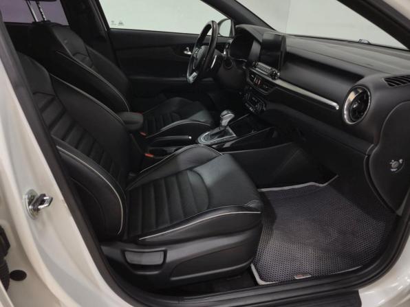 Kia Cerato IV с пробегом 2021 года, цена 2 280 000 рублей, 73049 км, седан, Автокод Объявления