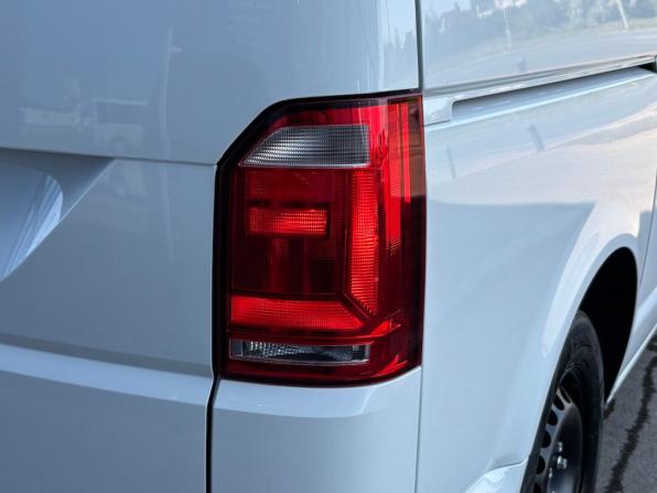 Volkswagen Caravelle T6 с пробегом 2018 года, цена 2 450 000 рублей, 162000 км, минивэн, Автокод Объявления