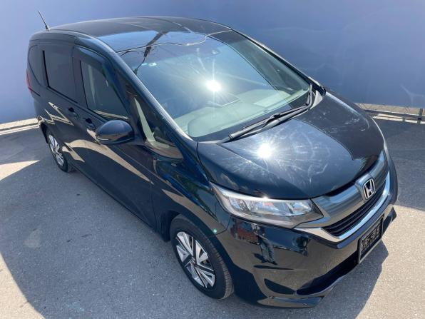 Honda Freed II с пробегом 2017 года, цена 1 550 000 рублей, 123223 км, компактвэн, Автокод Объявления